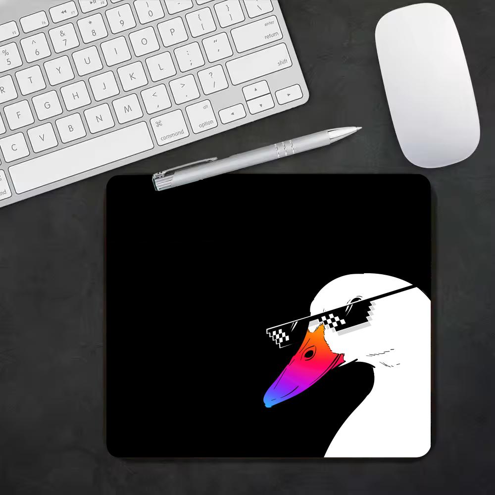 Cute White Goose  Pattern Smal - Home Office Background 评论和价格