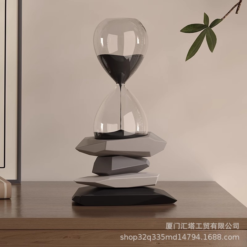 Hourglass ornaments come and g - Home Office Means 评论和价格